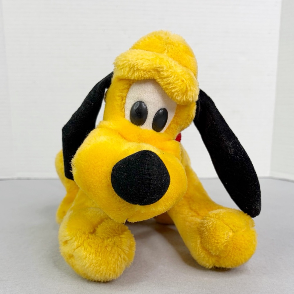 Vintage 1980's Disneyland Walt Disney World Parks Pluto Plush Mickey Mouse Pup
